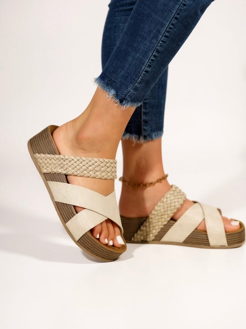 MODEGEIST Damen Plateau-Sandalen Geflochten Gepolsterte Sohle Verstellbar