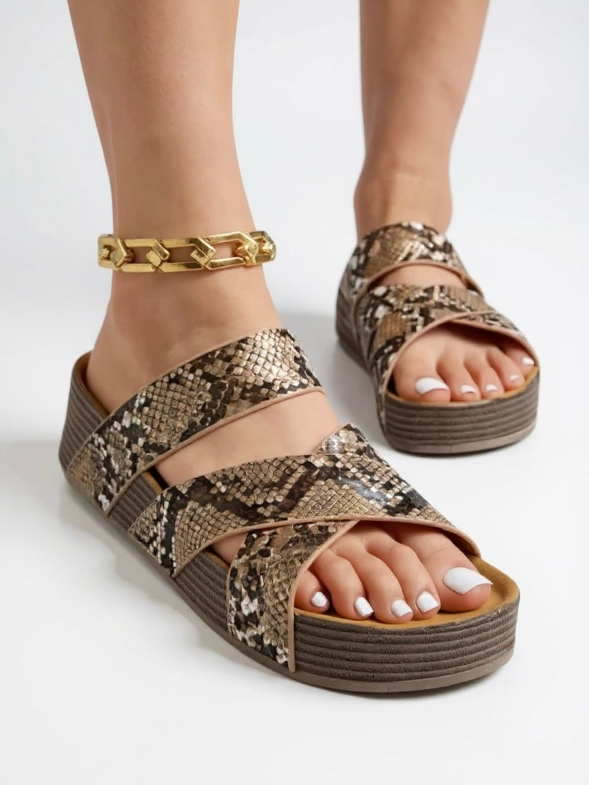 MODEGEIST Damen Plateau-Sandalen Geflochten Gepolsterte Sohle Verstellbar