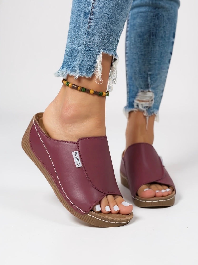 MODEGEIST Damen Plateau Slides Gepolstert Slip-On Minimalistisch