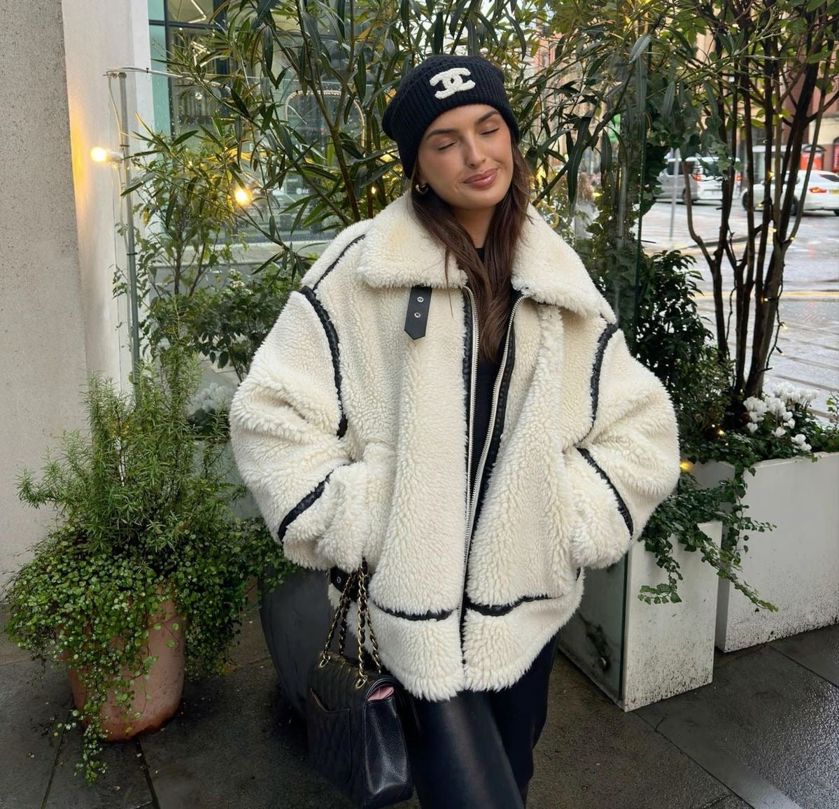 ModeGeist | Shearling-Jacke - Übergroßer Schnitt - Weiche Textur - Warme Fütterung - Reißverschlussöffnung