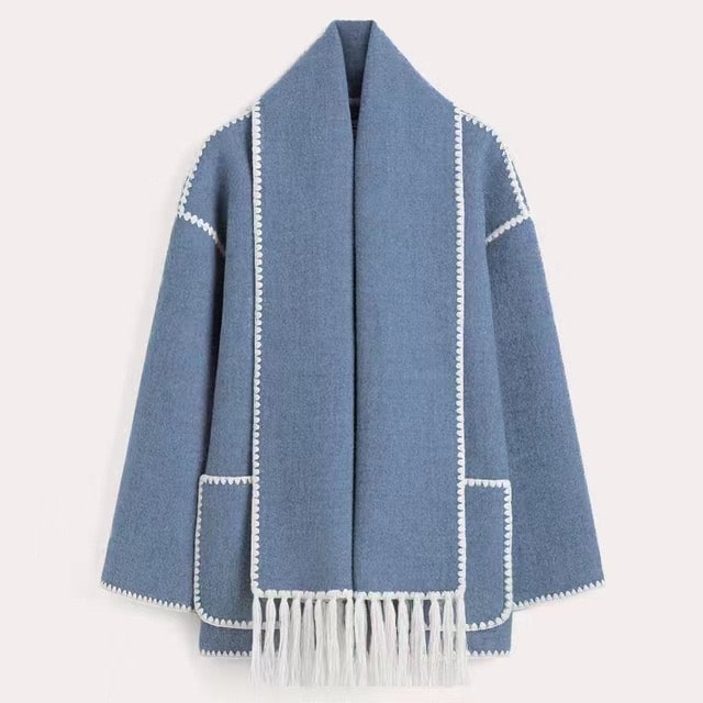 Komfortable Wolljacke mit Kapuze von Marie™