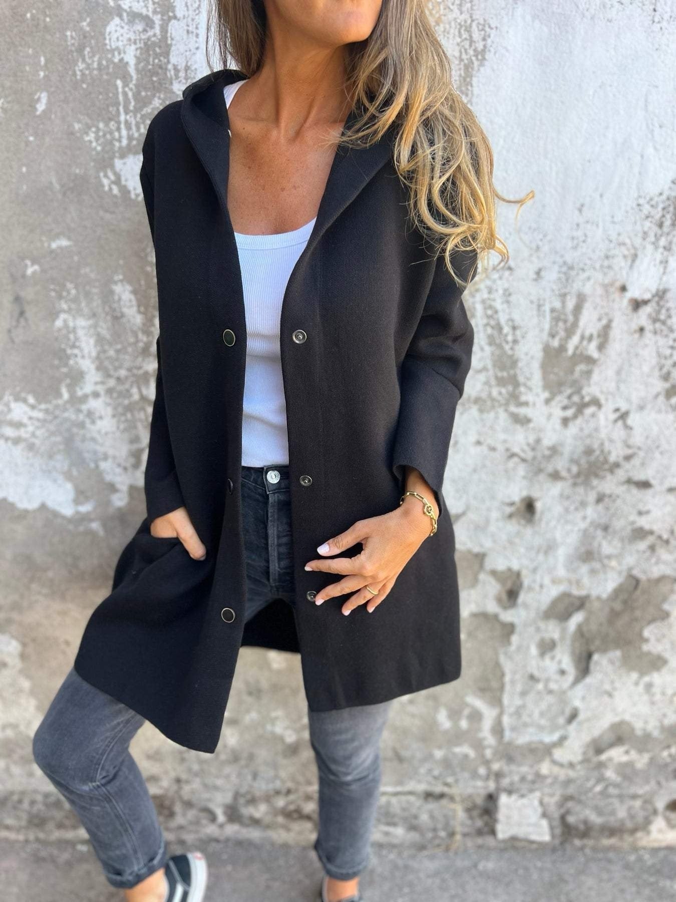 Fudus Kapuzenpullover mit Knopf und Twill-Gewebe