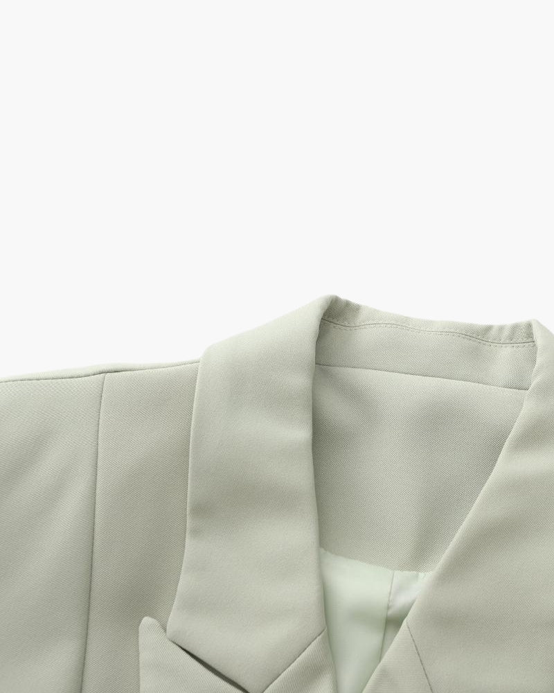 ModeGeist | Olivfarbener Damen Sommerblazer mit Doppelkneifen