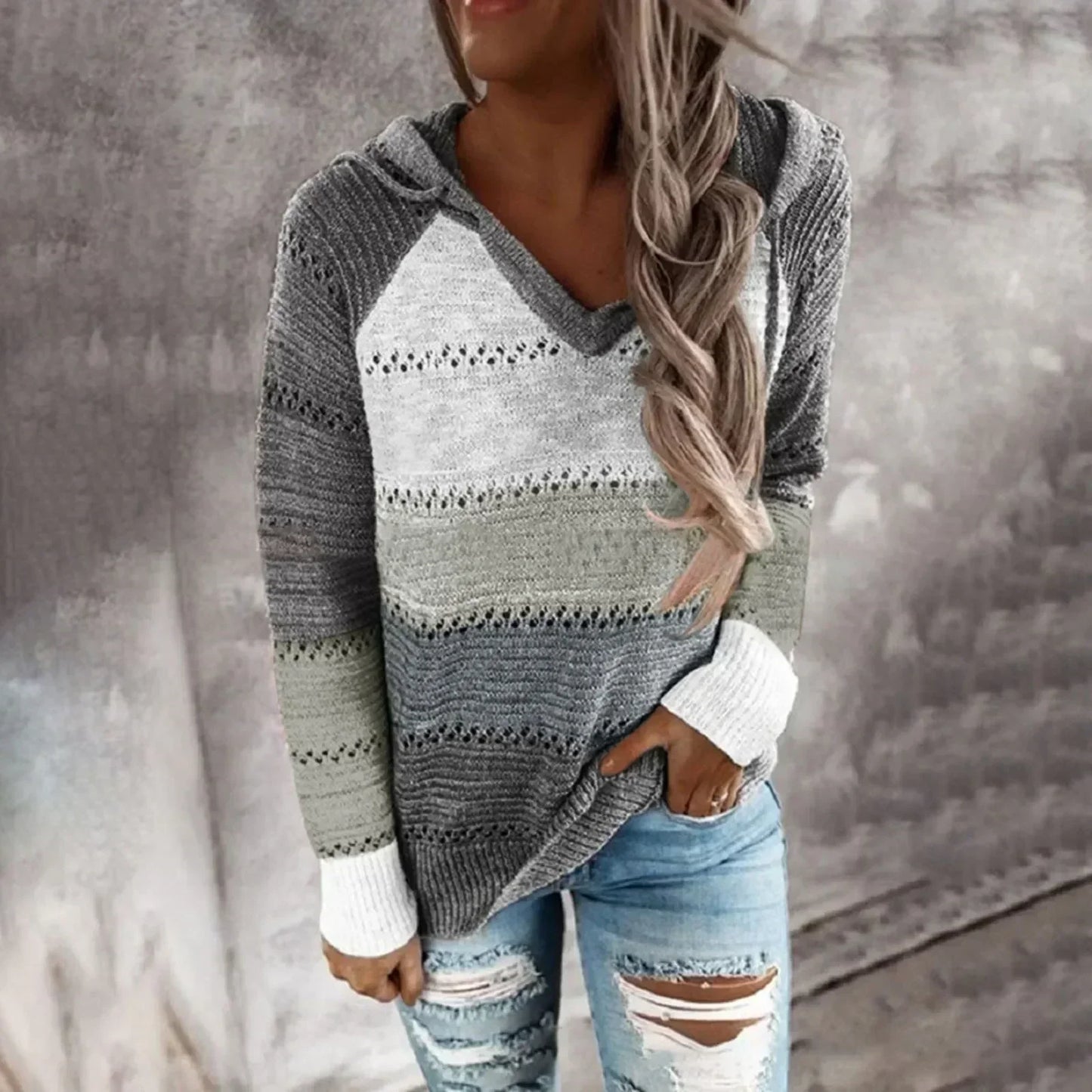 Fudus Kapuzenpullover mit Streifen
