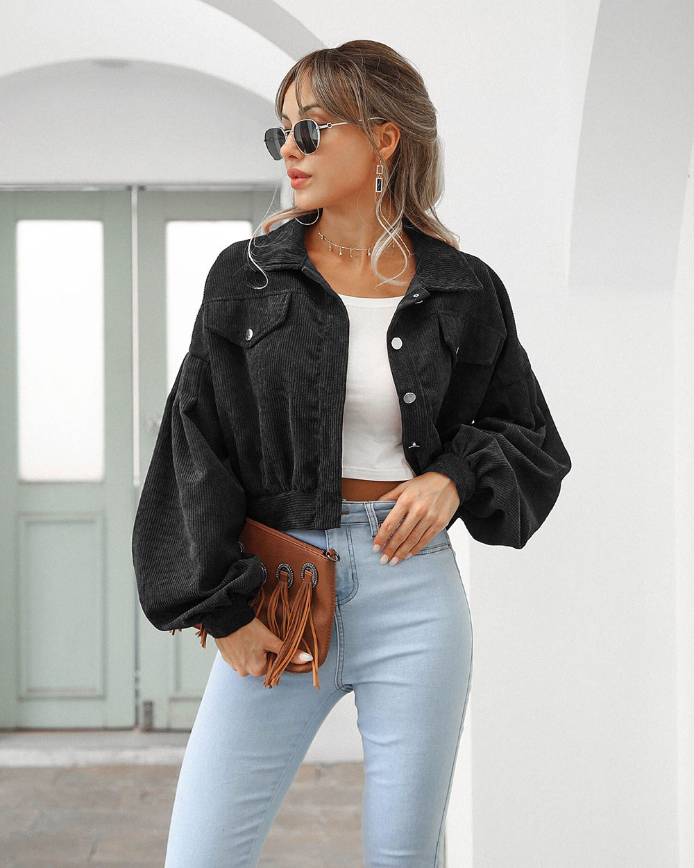 ModeGeist | Kurze Corduroy Jacke Baumwollmischung Trendy und Lässig