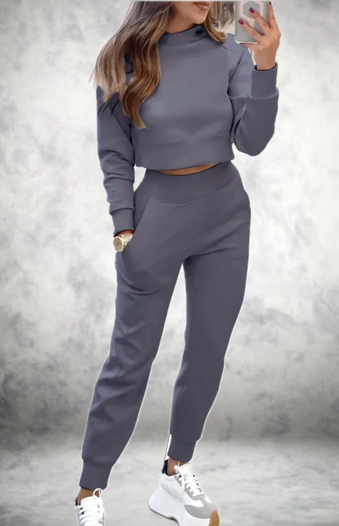 ModeGeist | Schicker Trainingsanzug mit Langen Ärmeln und High Waist Hose
