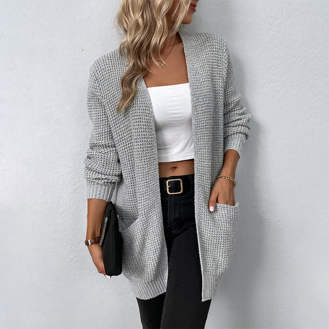 ModeGeist | Damen Strickjacke mit Taschen – Maelis