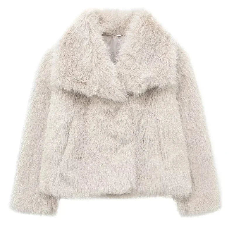 ModeGeist | Opulente Daunenjacke für Damen