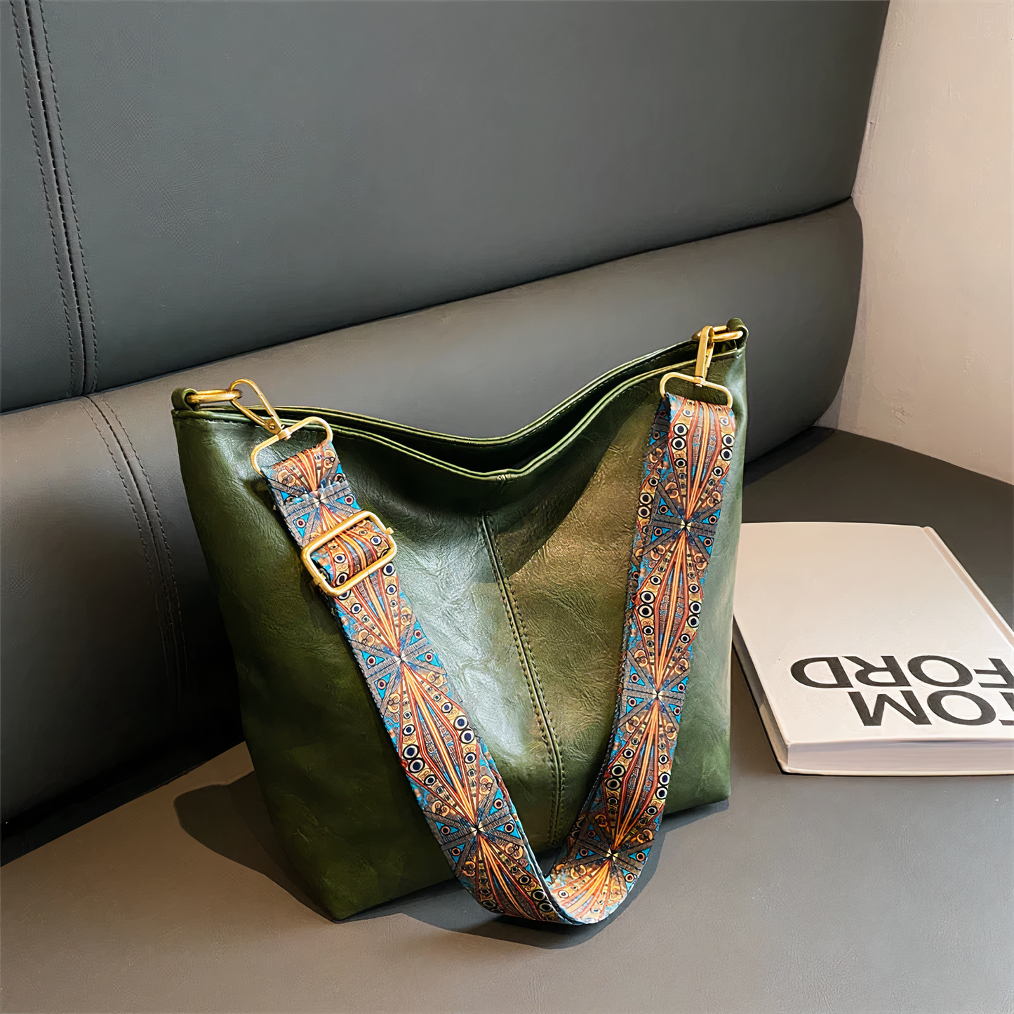 Vintage Handbag - Lala