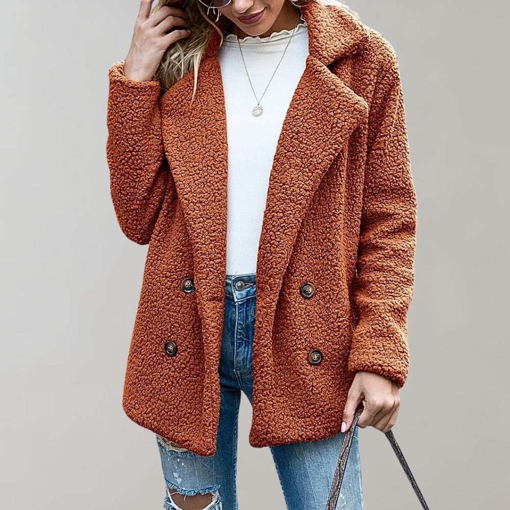 Kurze, modische Winterjacke von Lanaia für Damen