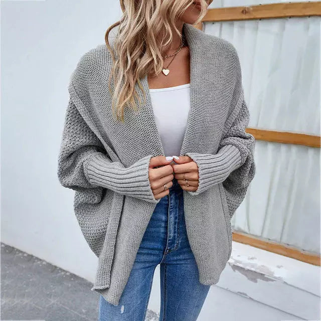 ModeGeist | Einfarbige Elegante Strickjacke für Alltag