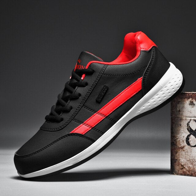 Entspannte italienische Sneakers von JERRY