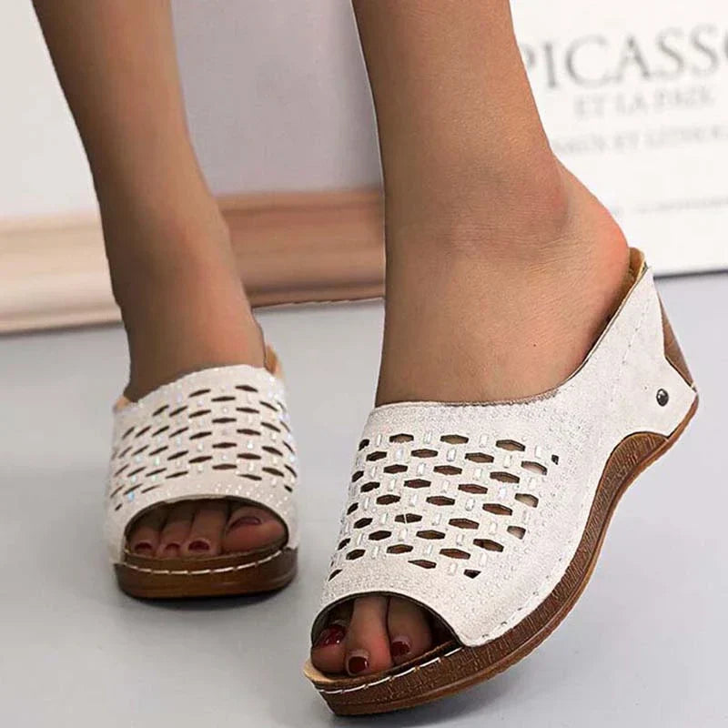 Modische orthopädische Sandalen LILY
