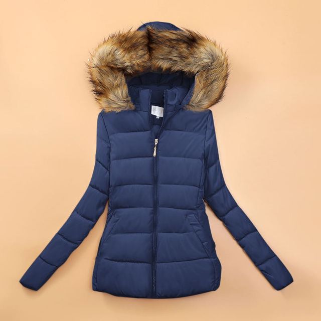ModeGeist | Winterjacke mit Kunstfellkragen für Damen