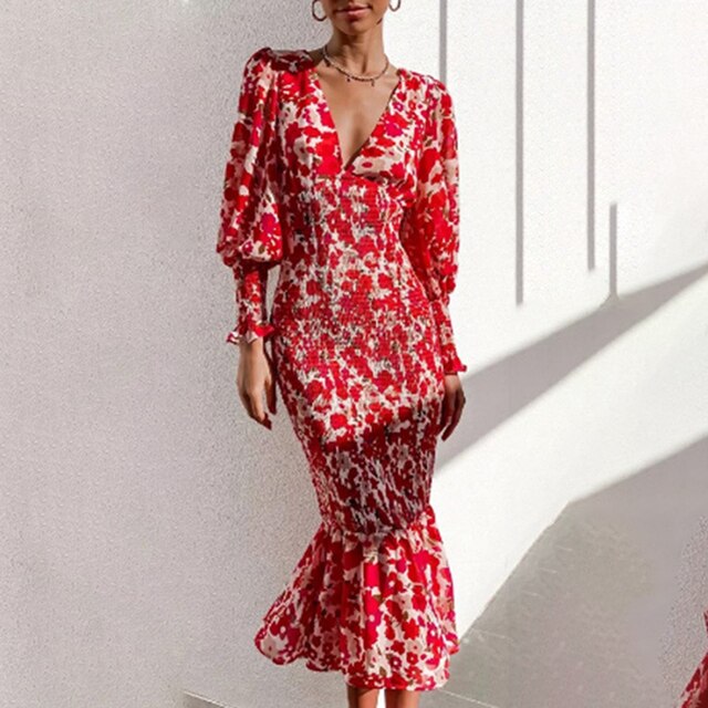 Lena Kleid: Gedrucktes Trompetenkleid mit V-Ausschnitt und Blumenprint