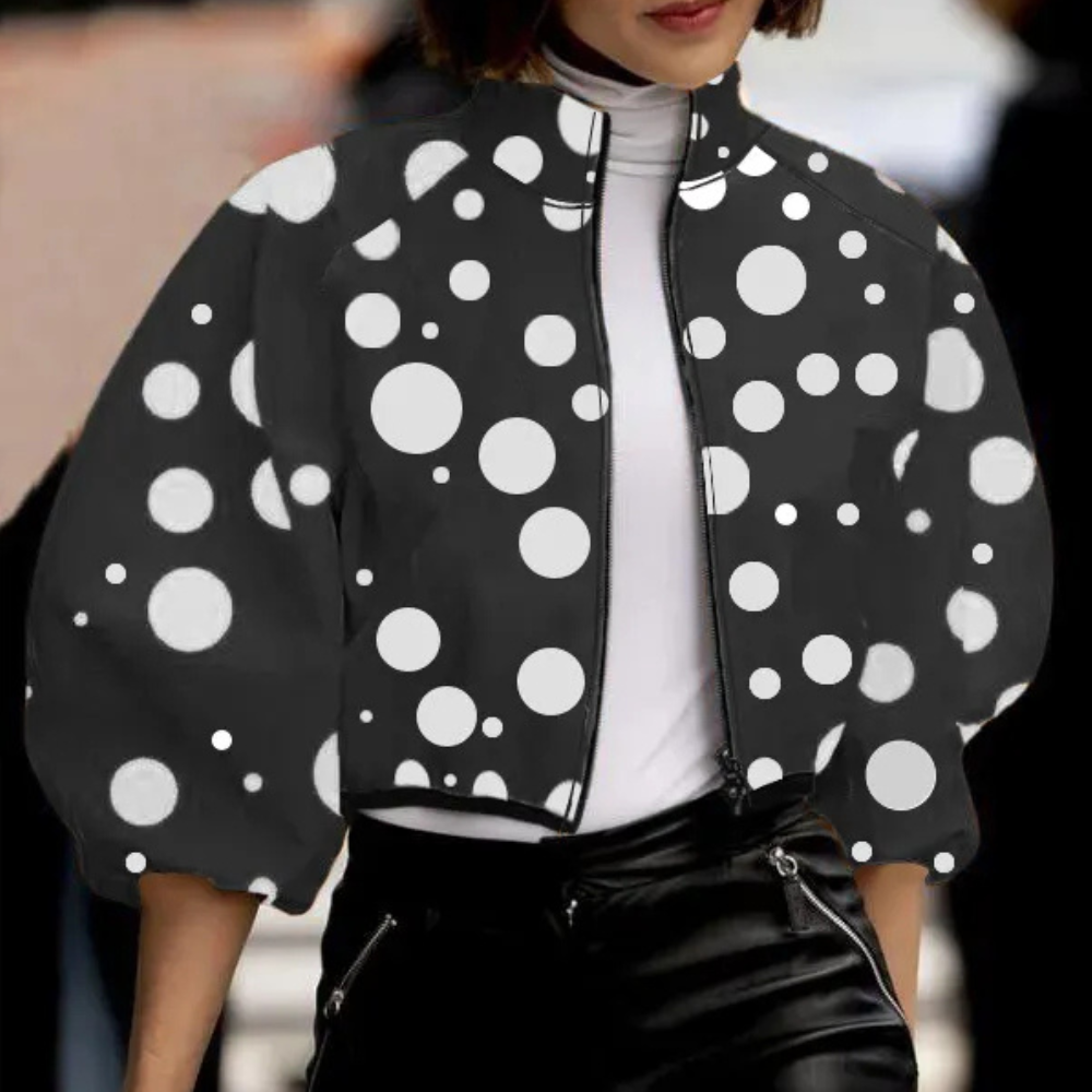 ModeGeist | Stilvolle kurze Herbstjacke für Damen