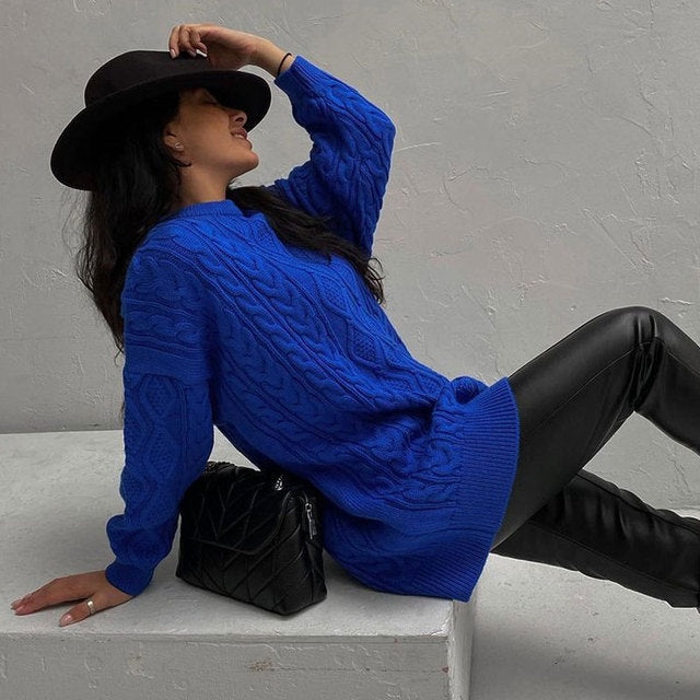 Großer Strickpullover