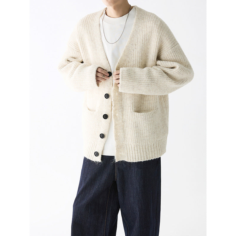 Herren Grobstrickjacke mit praktischen Taschen und stylischem Design ModeGeist