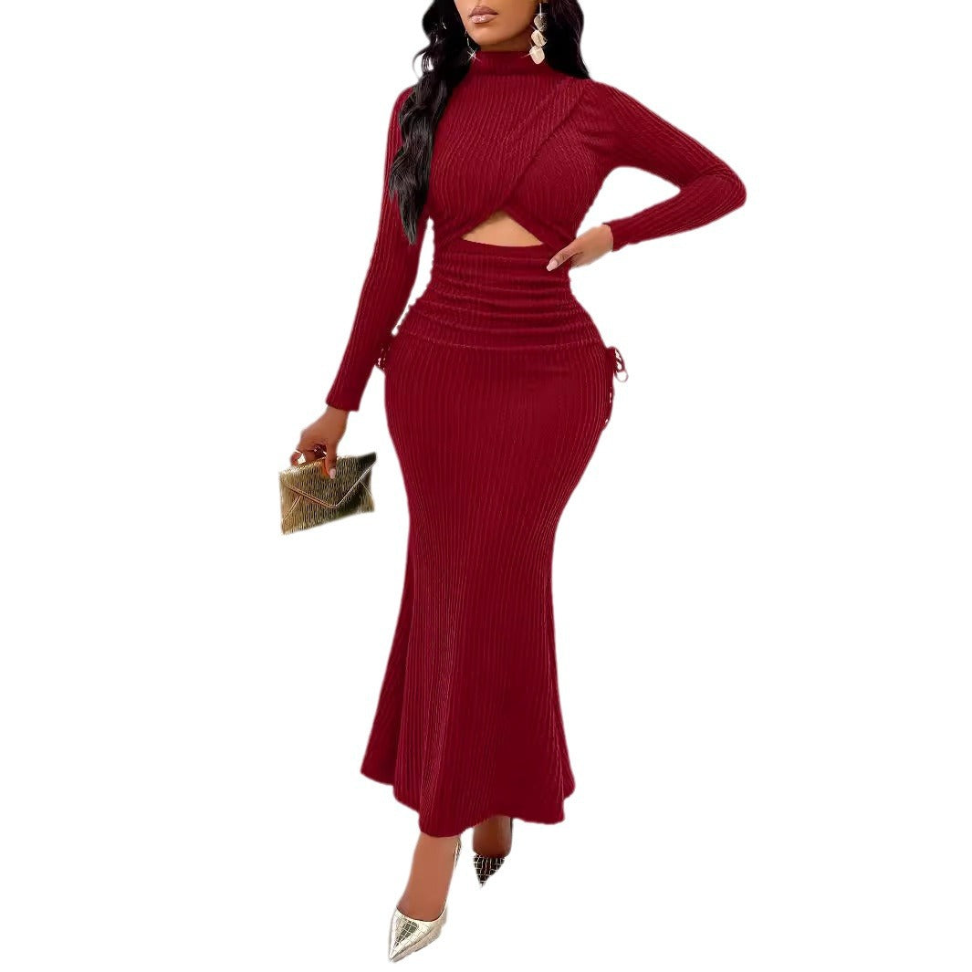 Elegantes Wickelkleid für Damen mit stilvollem Schlitz und figurbetonender Silhouette von MODEGEIST