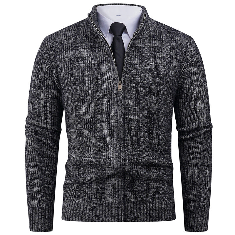 Herren Strickjacke mit modernem Reißverschluss und Zopfmuster ModeGeist