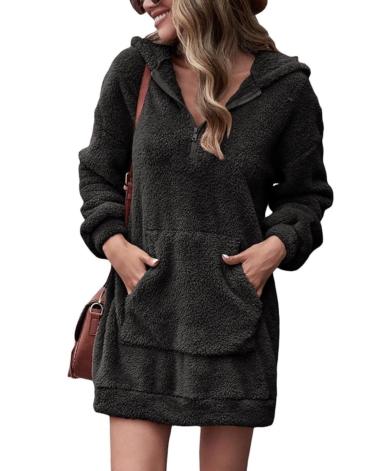 Damen Kuscheliger Hoodie-Kleid mit praktischen Taschen und halben Reißverschluss ModeGeist