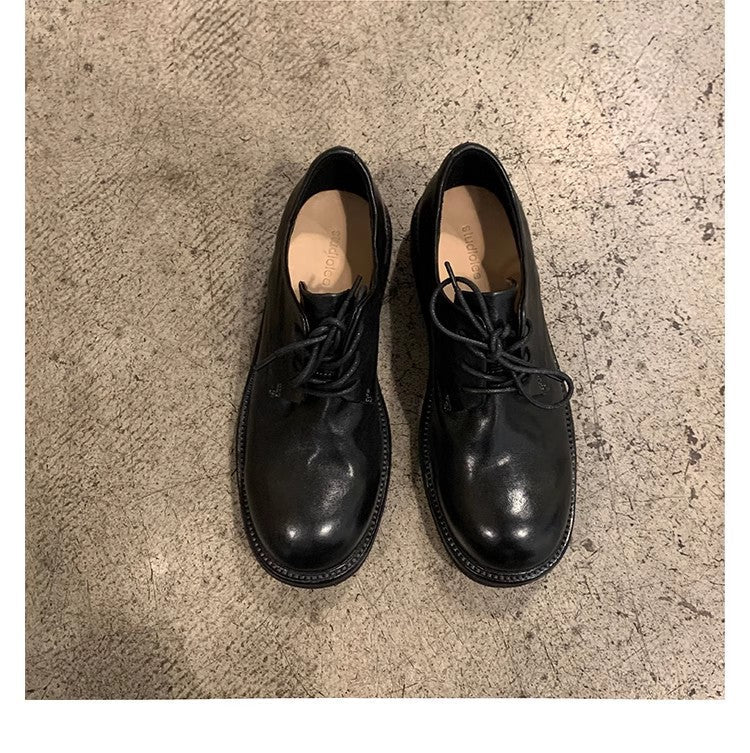 Elegante Damen Schnürschuhe aus hochwertigem Leder mit Profilsohle von MODEGEIST
