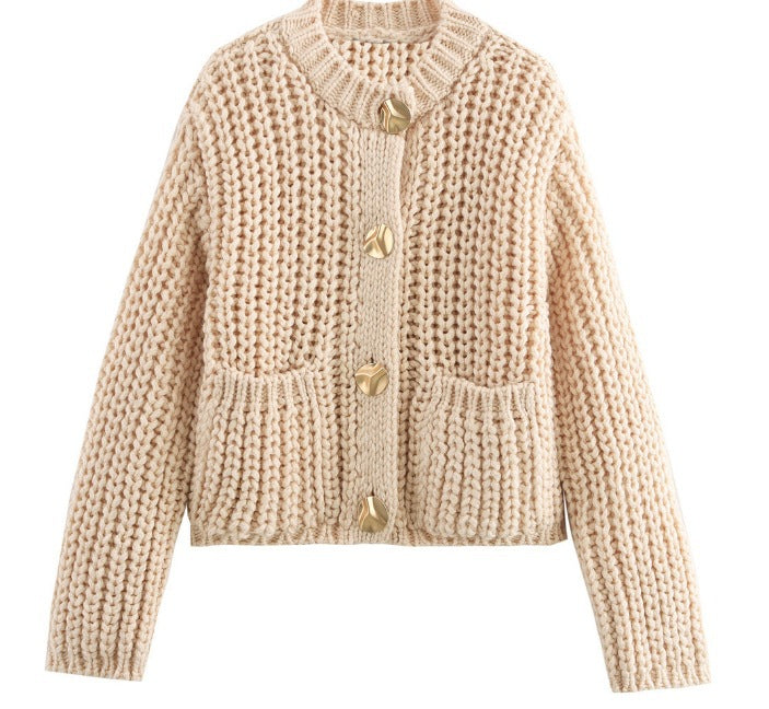 Damen kuschelige Strickjacke mit dekorativen Knöpfen und praktischen Taschen ModeGeist