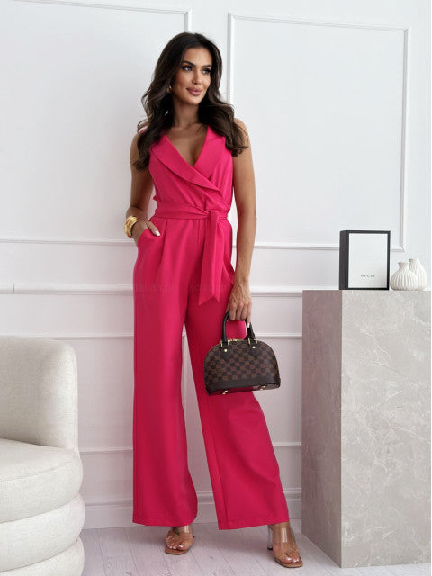 Damen Jumpsuit mit tailliertem Schnitt und Wickeldesign ModeGeist