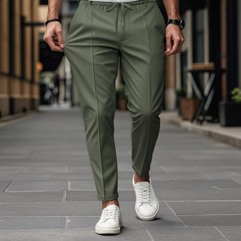 Herren modische Slim-Fit Jogginghose mit elastischem Bund und praktischen Seitentaschen ModeGeist
