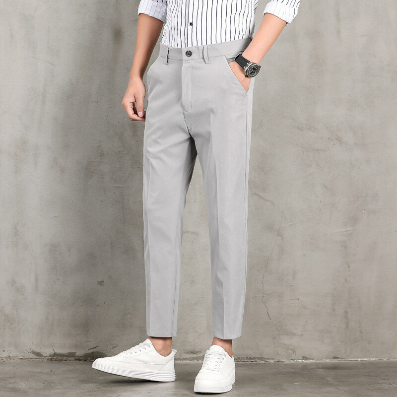 Herren moderneChinohose mit slim fit Schnitt und praktischen Seitentaschen ModeGeist