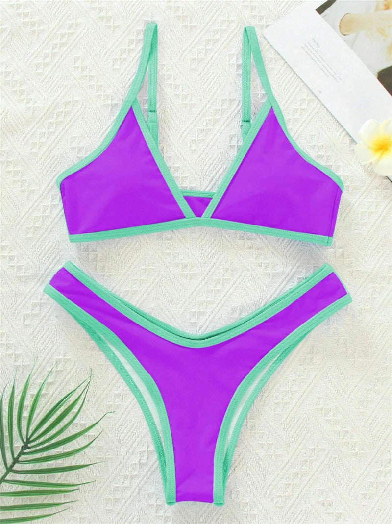 Moderner Damen-Bikini mit Dreiecks-Oberteilen und Kontrastdetails