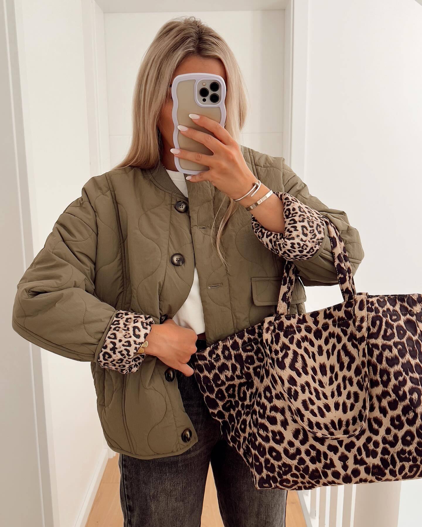 ModeGeist | Gesteppte Knöpfe Gepolsterte Jacke