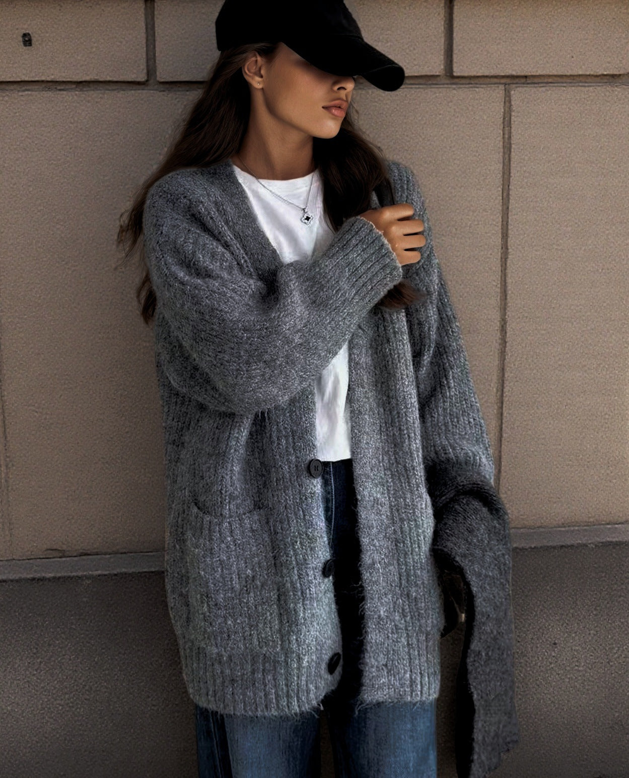 Damen Grobstrick-Cardigan mit einzigartigen Strukturmustern und praktischen Taschen ModeGeist