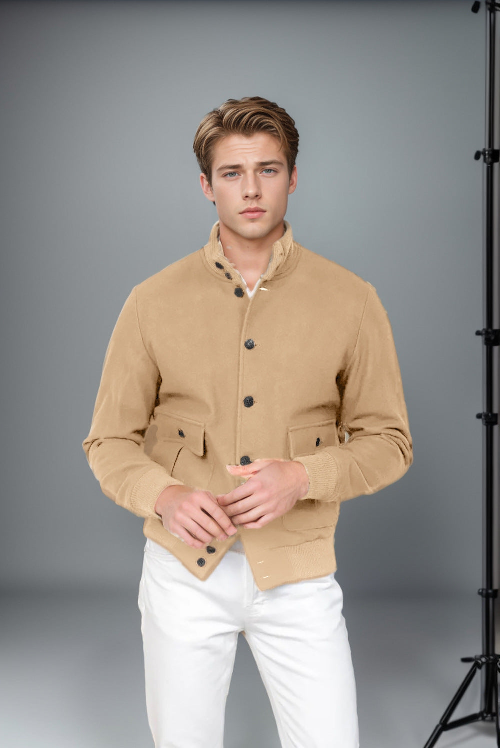 Herren lässige Übergangsjacke mit praktischen Taschen und hohem Kragen ModeGeist