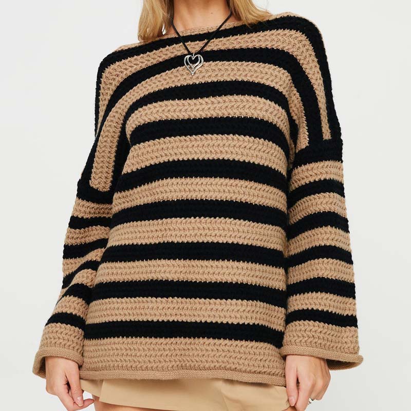 ModeGeist | Gestreifter Strickpullover Mit Sanften Farben