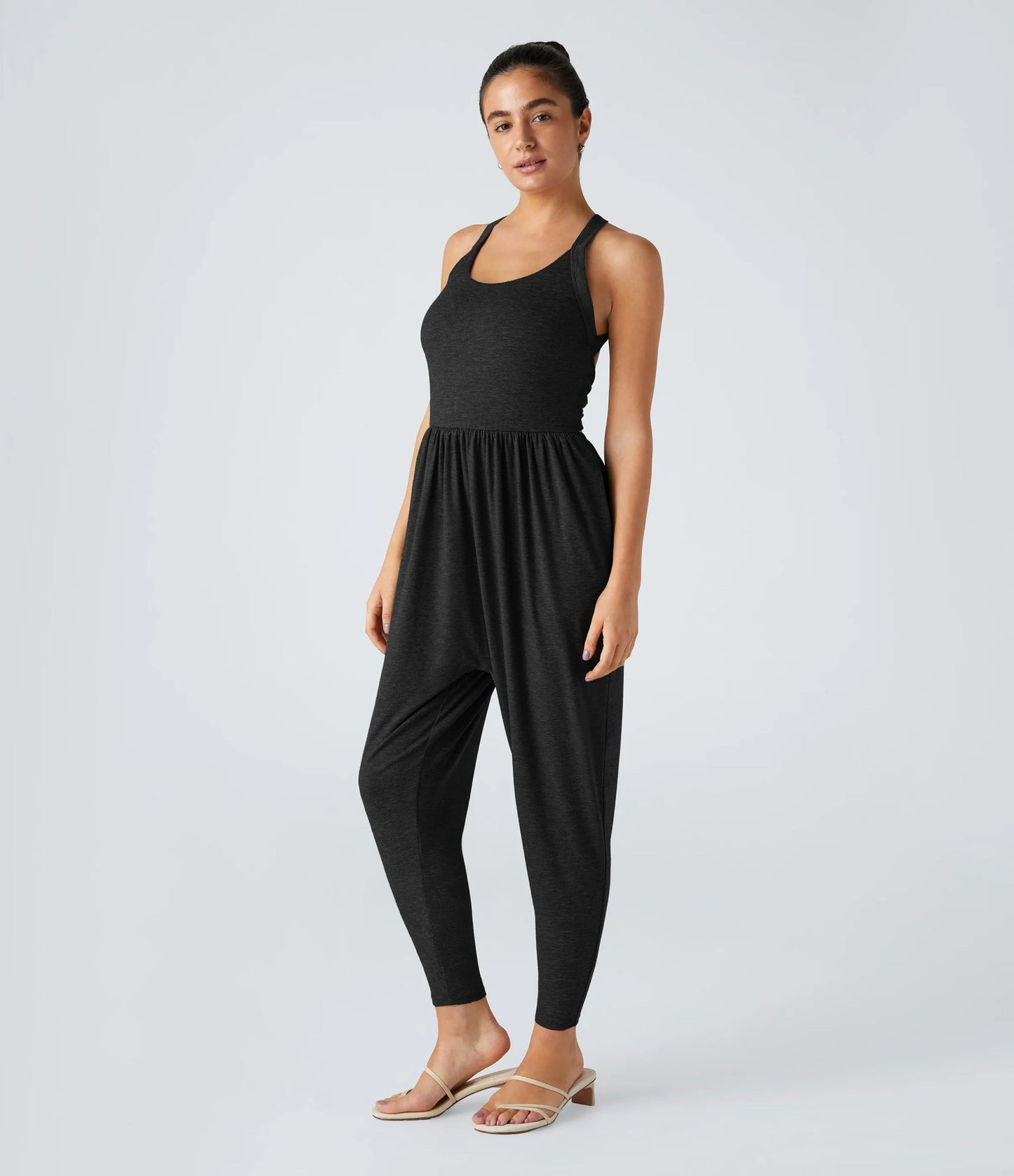 Modegeist Damen Jumpsuit: Weite Passform, Taschen, lebendig