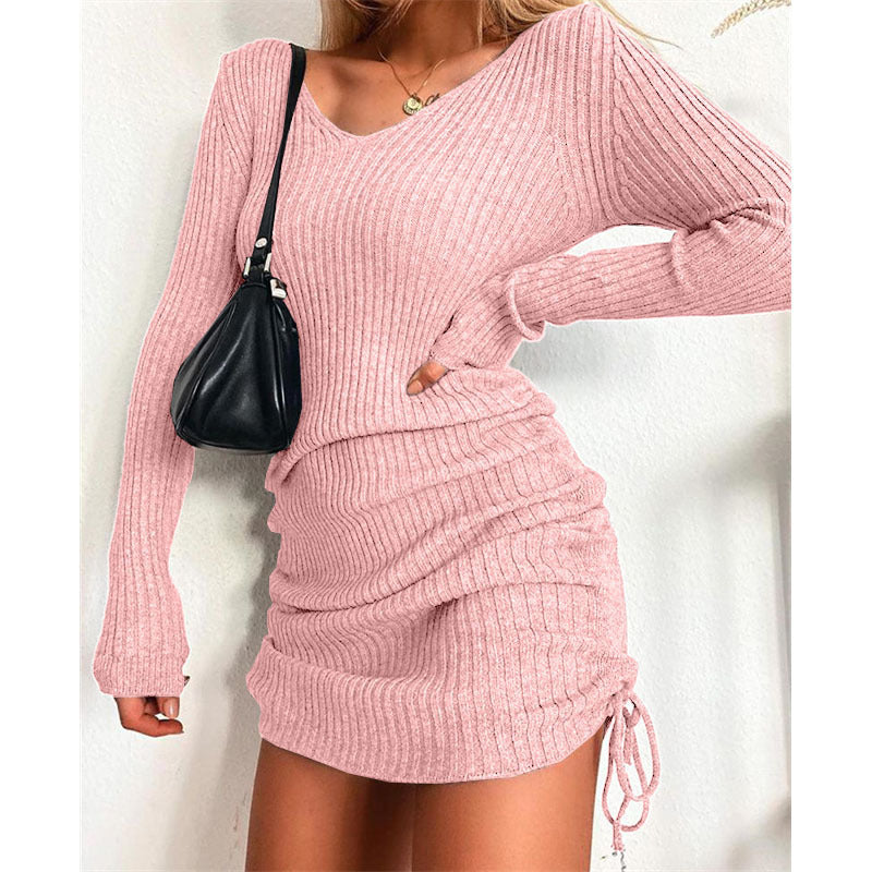 Wickelkleid für Damen mit feiner Rippstruktur und eleganten Bindebändern von MODEGEIST