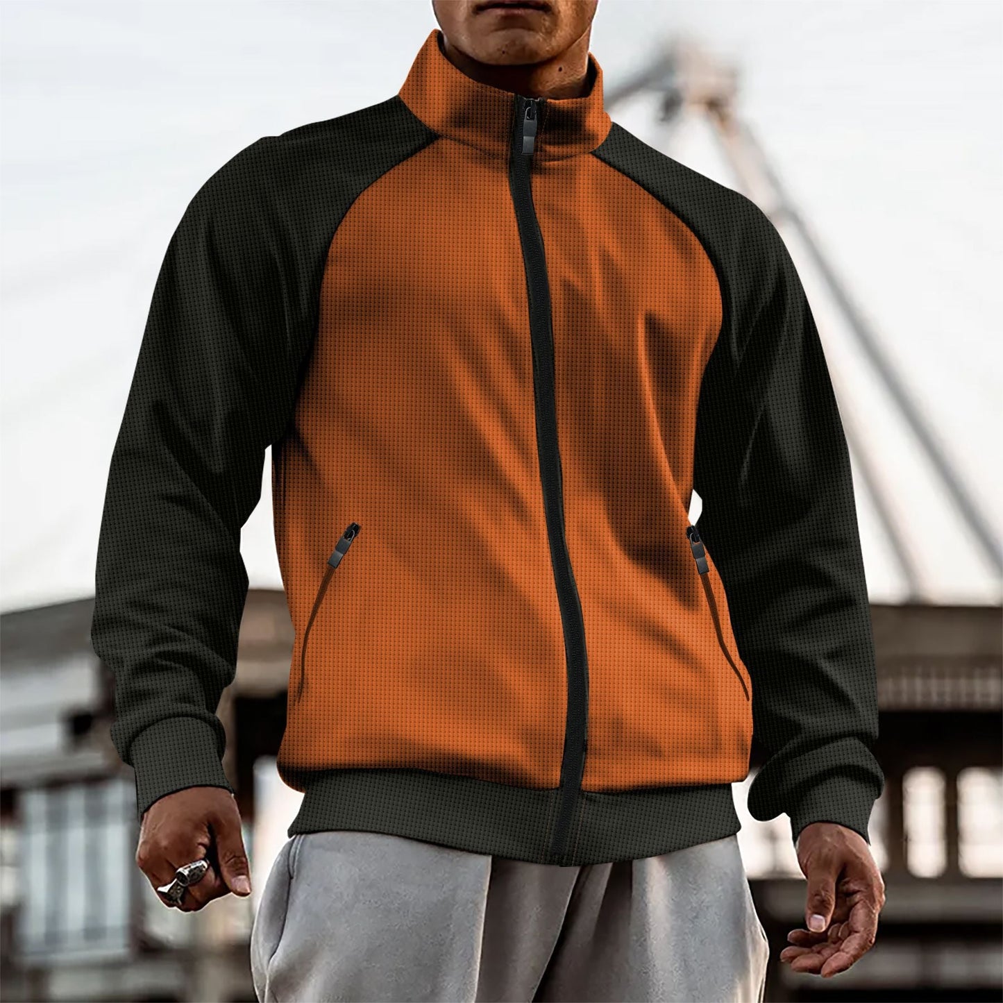 Herren sportliche Jacke mit funktionalen Taschen und hochgezogenem Kragen ModeGeist