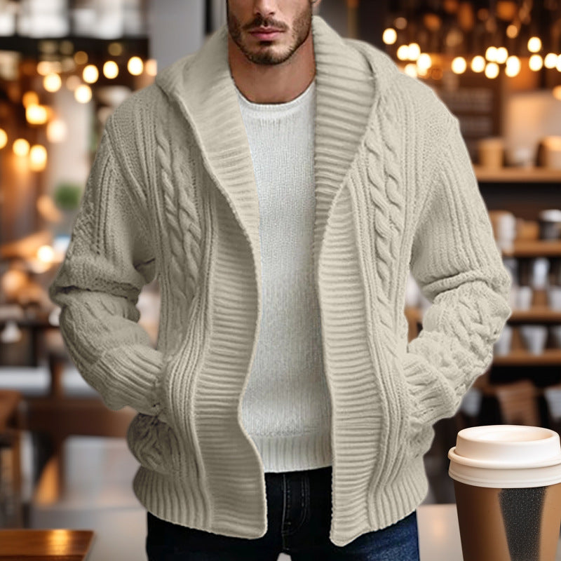 Herren Grobstrickjacke mit weitem Kragen und Kabelmuster ModeGeist