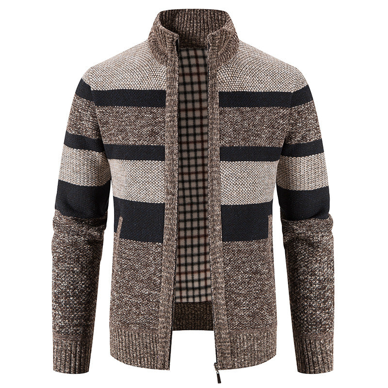 Herren modische Strickjacke mit einem modernen und vielseitigen Karomuster ModeGeist