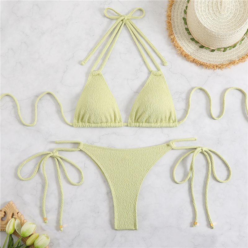 Bikini-Set mit Dreieck-Oberteilen, verstellbaren Trägern und elastischen Applikationen - MODEGEIST