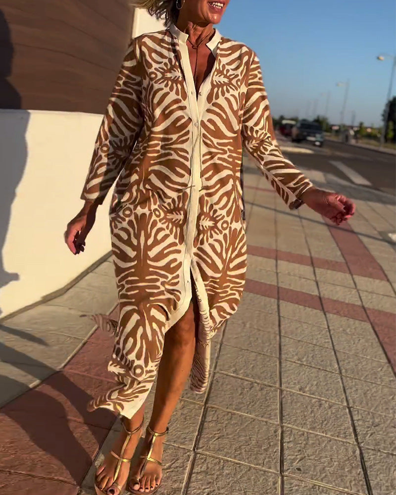 Modischer Damen-Kaftan mit schönem Druck und Seitenschlitzen