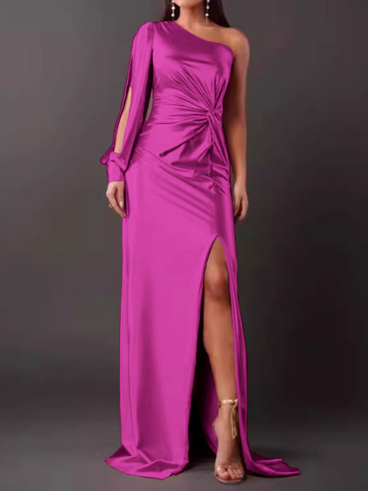 Damen Abendkleid mit asymmetrischem Ausschnitt und eleganter Faltenlegung ModeGeist