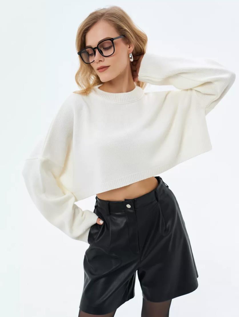 Damen Crop-Pullover im lässigen Oversized-Stil mit weiten Ärmeln und strukturiertem Design ModeGeist