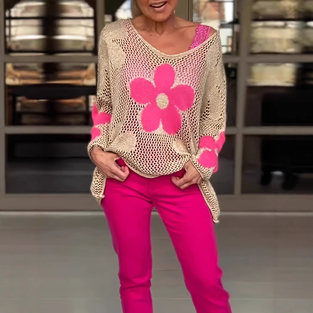 Modischer Damenpullover mit bunten Blumenmuster