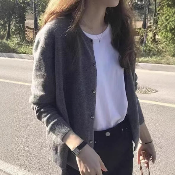 Damen kuschelige Strickjacke mit feiner Textur und Knöpfen ModeGeist - ModeGeist