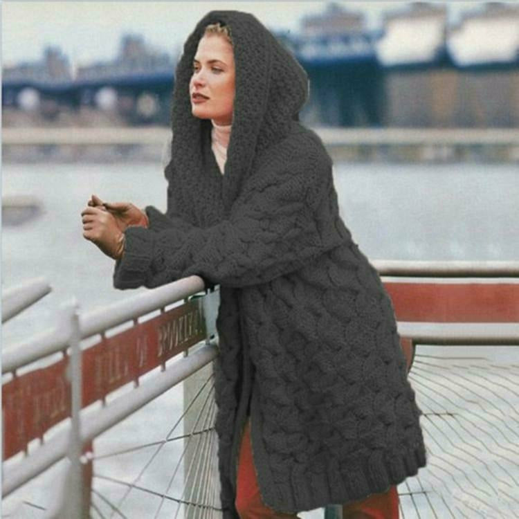 ModeGeist | Langer Strickjacke mit Kapuze