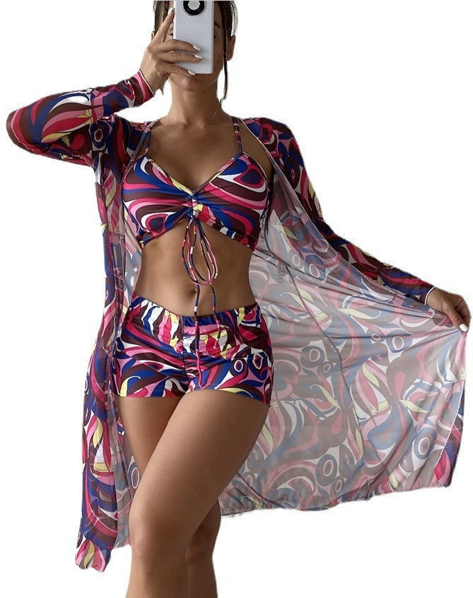 Stilvoller Damen Strandkimono und Bikini-Set von MODEGEIST