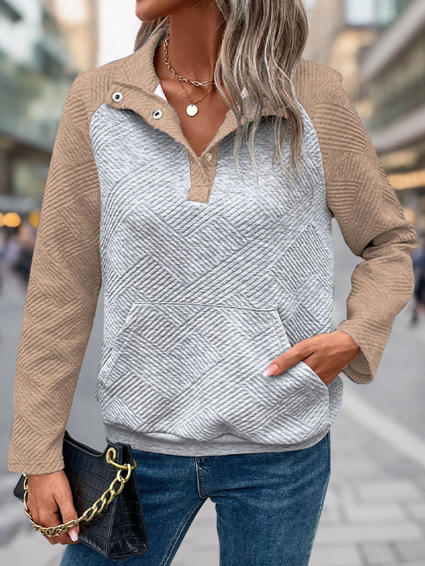 Damen modischer Stehkragen-Pullover mit strukturierter Oberfläche ModeGeist