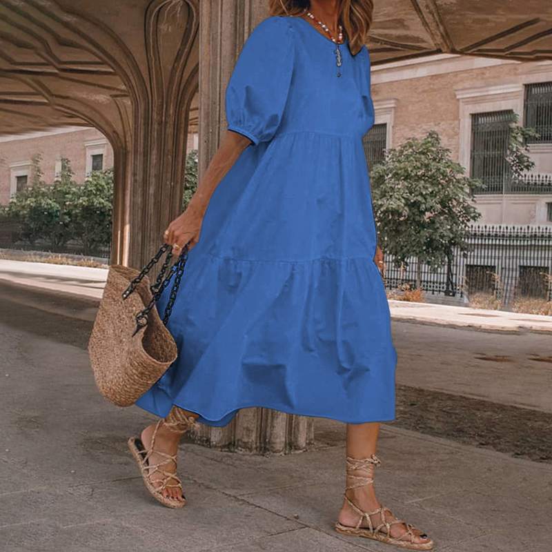 Leichtes Maxikleid für Damen mit tailliertem Schnitt und Stufenrock von MODEGEIST